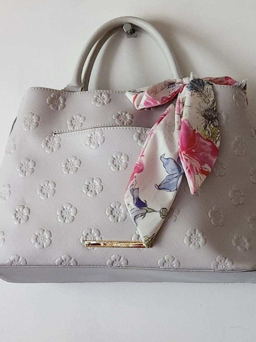 Betsey Johnson tote large light pink GUC**